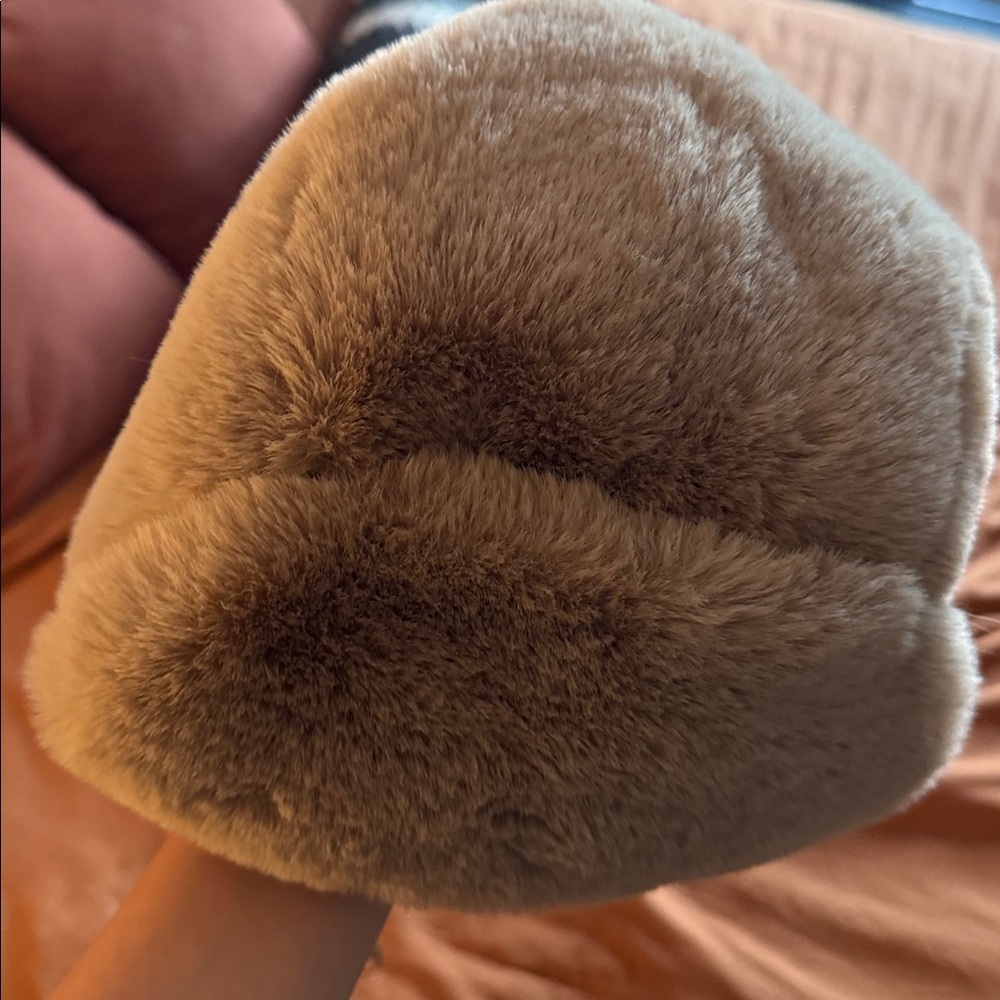 Cozy tan Winter Hat - Picture 3 of 3